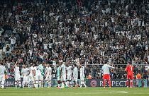 Beşiktaş taraftarı Leipzig forvetini sağır etti