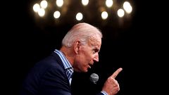 Image: Former Vice President Joe Biden speaks at a campaign stop in Des Moi