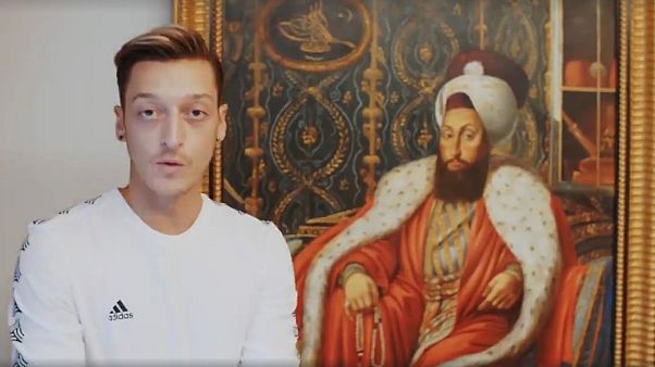 Mesut Özil'den 'Fatih Sultan Selim' gafı Mesut Özil'den 'Fatih Sultan Selim' gafı