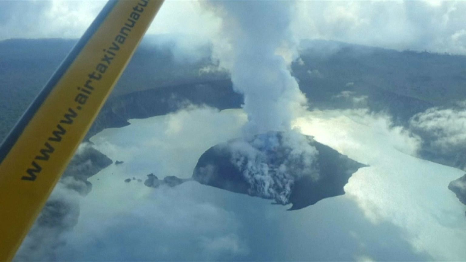 Evacuation d'une île au Vanuatu