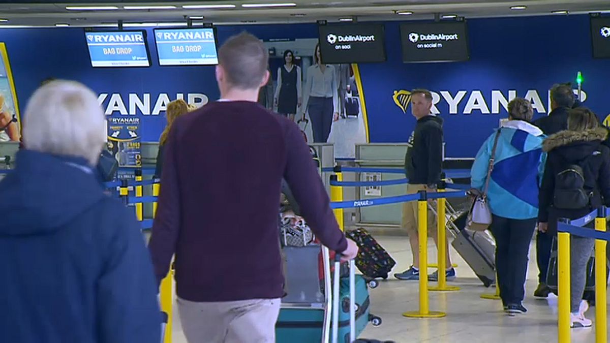 Ryanair, acusada de vulnerar los derechos de sus pasajeros afectados por las cancelaciones