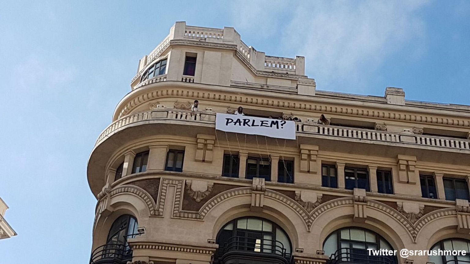#Parlem? ¿Hablamos? La respuesta de los creativos publicitarios a la tensión en Cataluña