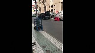 السائقة الهاربة في شوارع سانتياغو