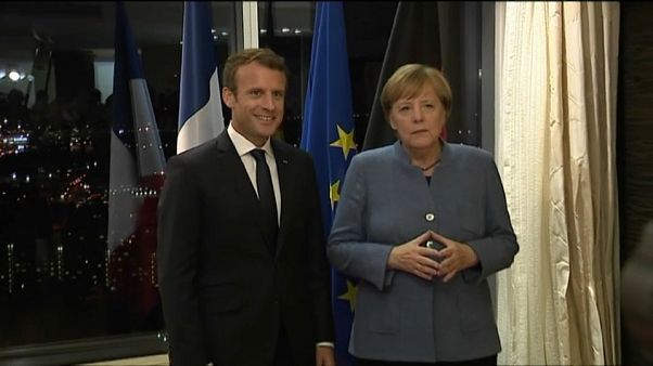 Ταλίν: Πρωτο μετεκλογικό τετ α τετ Μακρόν - Μέρκελ Ταλίν: Πρωτο μετεκλογικό τετ α τετ Μακρόν - Μέρκελ