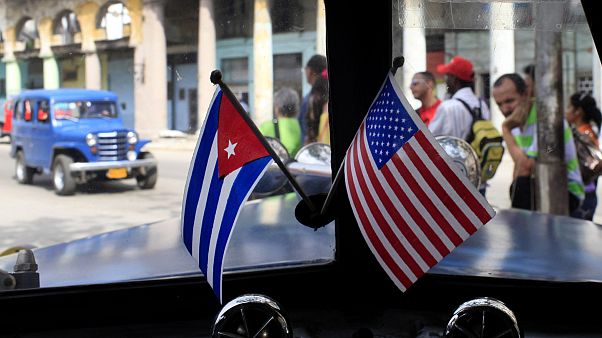 Les Etats-Unis retirent la moitié de leur personnel d'ambassade de Cuba Les Etats-Unis retirent la moitié de leur personnel d'ambassade de Cuba