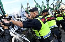 İsveç'te Neo-Nazi ve Anti-Faşistler çatıştı