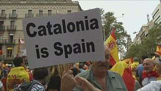 Pro and anti referendum rallies take place in Barcelona