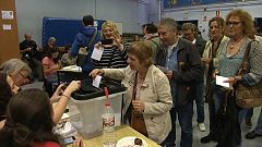Katalonien: Lange Schlangen vor Wahllokalen