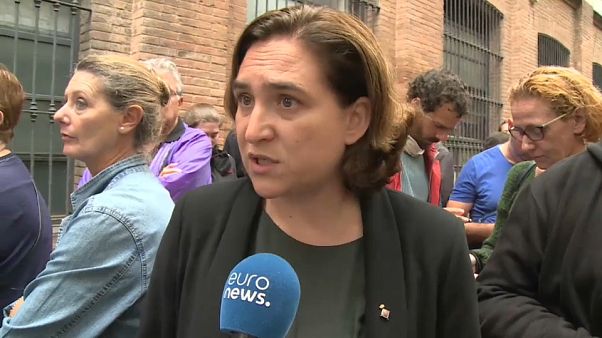 "Mariano Rajoy est un lâche": la charge de la maire de Barcelone "Mariano Rajoy est un lâche": la charge de la maire de Barcelone