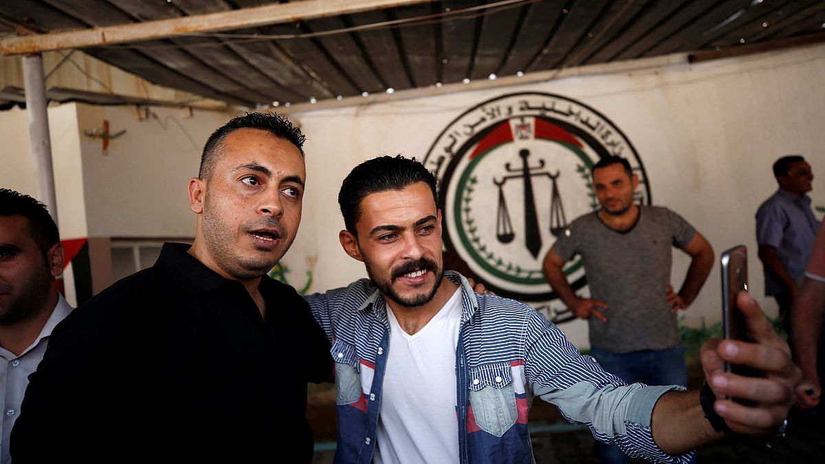 حماس تفرج عن أعضاء في فتح قبل يوم من المصالحة