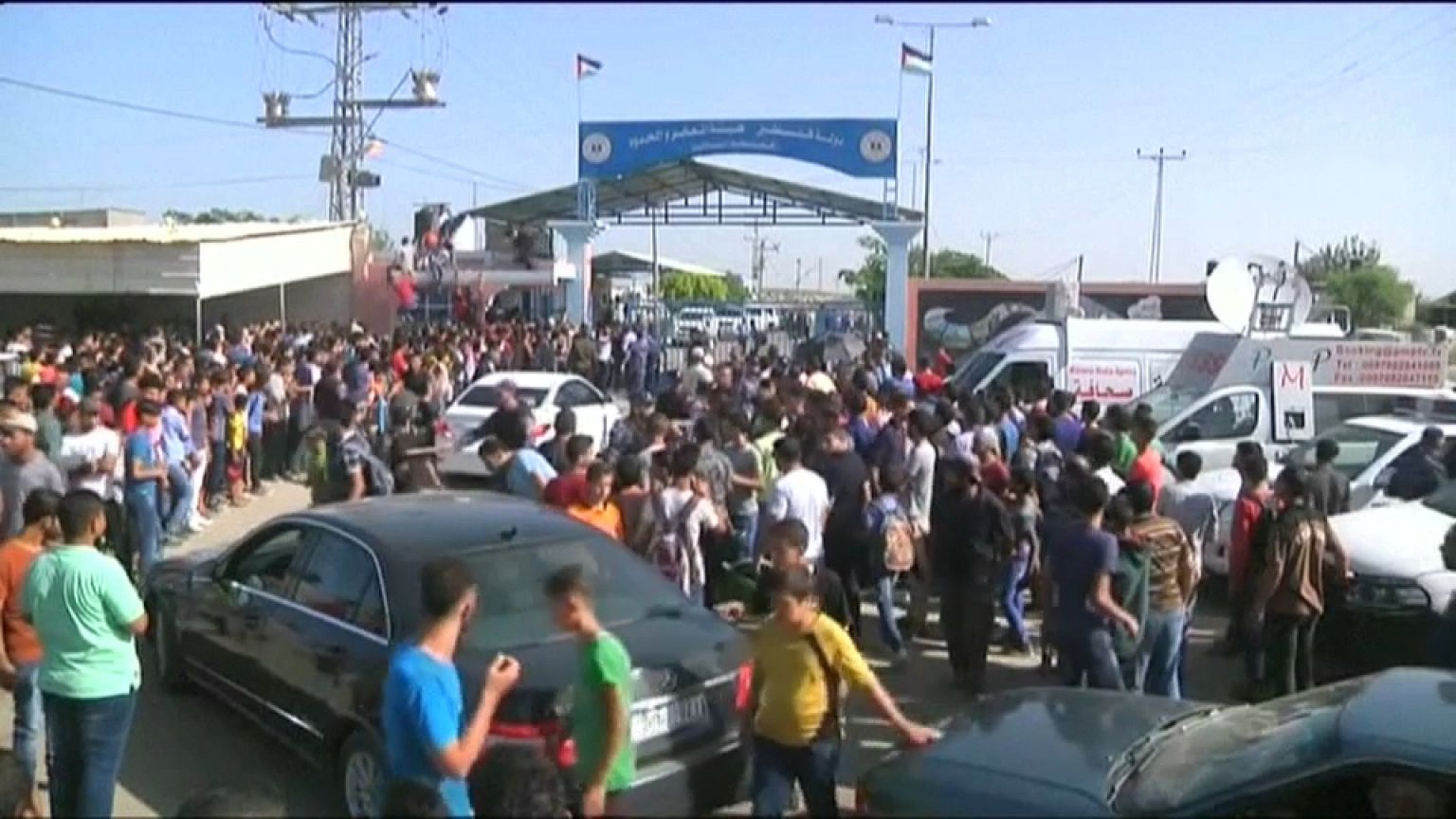 Palestinian PM visits Gaza in reconciliation with Hamas