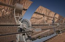 ¿Cómo se puede mejorar el rendimiento de las plantas de energía solar concentrada?