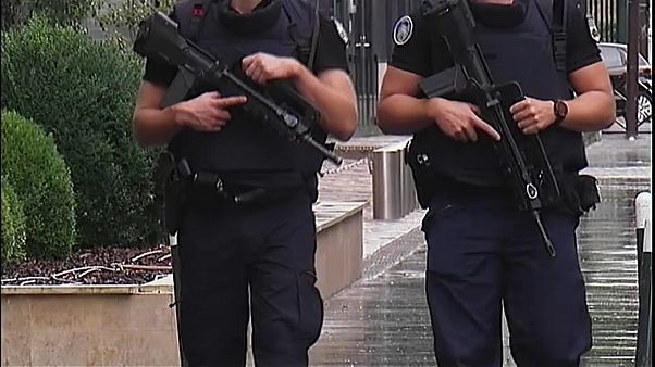 Detenções após atentado falhado em Paris Detenções após atentado falhado em Paris