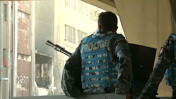 Rendőrőrsön robbantottak Damszkuszban Rendőrőrsön robbantottak Damszkuszban