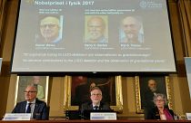 تتويج 3 أمريكيين بجائزة نوبل للفيزياء لعام 2017