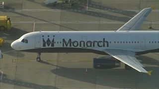 Königlich in die Pleite: 110.000 Monarch-Passagiere gestrandet