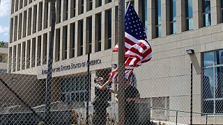 ABD Kübalı diplomatları sınır dışı ediyor