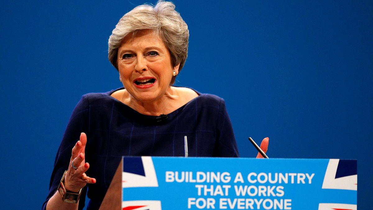 Theresa May quiere "renovar el sueño británico"