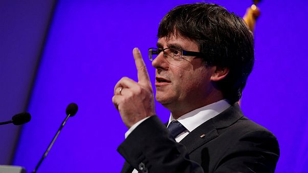 Puigdemont a Felipe VI: 'Hai deluso i catalani' Puigdemont a Felipe VI: 'Hai deluso i catalani'