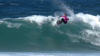 Kadınlar Sörf: Cascais Pro 2017 şampiyonu Nikki Van Dijk oldu
