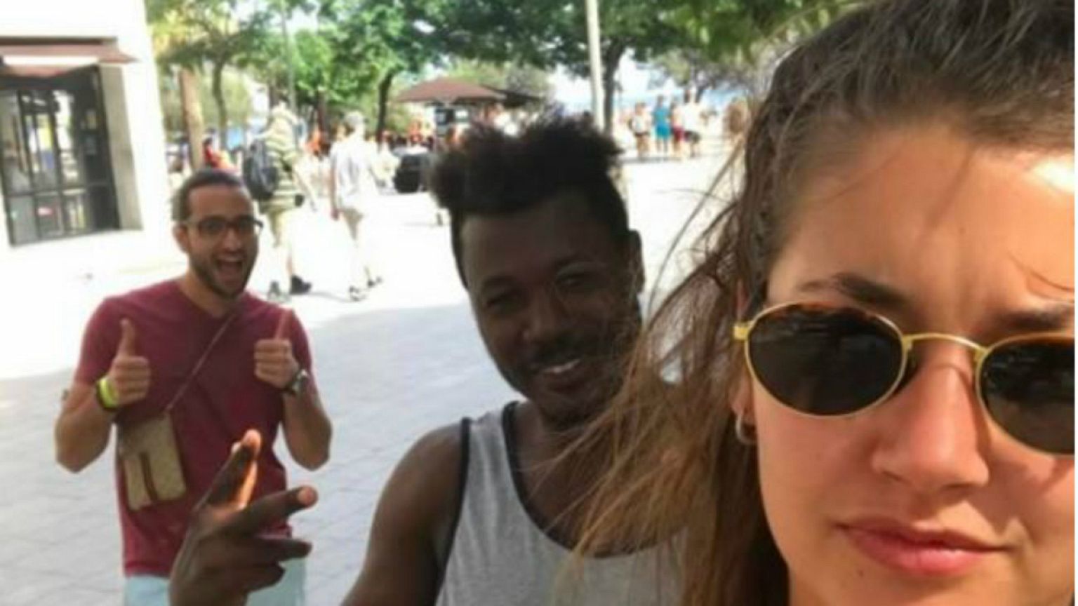 هل ستحدّ صور السيلفي من التحرش بالفتيات في الشوارع؟
