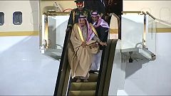 الكرملين يعلق على تعطل سلم طائرة الملك سلمان في مطار موسكو