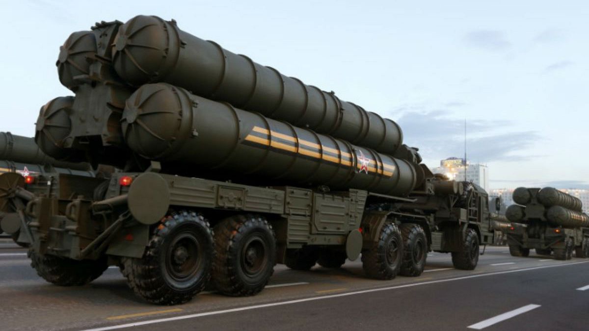 السعودية توافق على شراء نظام إس-400 الروسي للدفاع الجوي