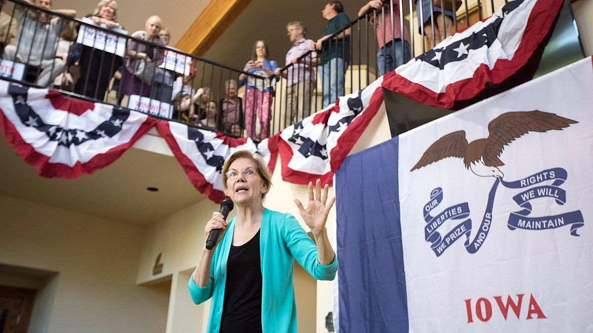 Image: Democratic 2020 presidential candidate Elizabeth Warren visits Iowa