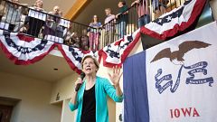 Image: Democratic 2020 presidential candidate Elizabeth Warren visits Iowa