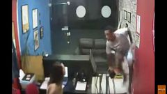 شاهد: حاول سرقة ناد صحي بالبرازيل.. فكانت في انتظاره مفاجأة!