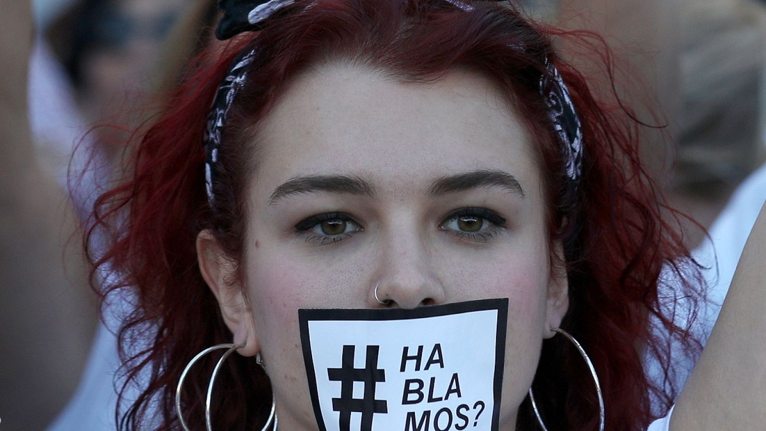 Marche blanche pour le "dialogue" à Barcelone