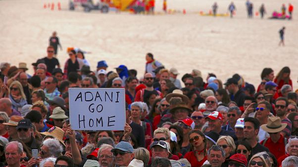 Australianos em luta contra mina de carvão Australianos em luta contra mina de carvão