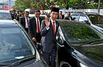 ترافیک رئیس جمهور اندونزی را مجبور به پیاده‌روی کرد