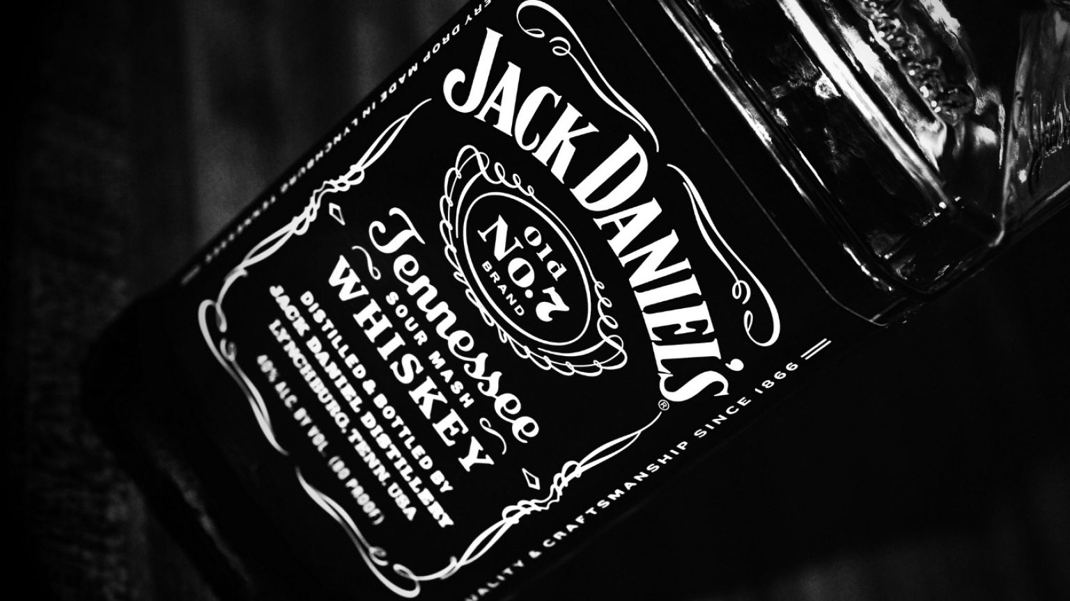 İsviçre: Jack Daniel'i IŞİD bayrağı ile karıştırdılar