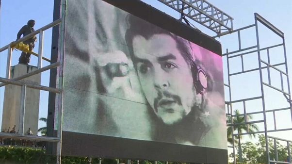 Cérémonie pour les 50 ans de l'assassinat du "Che" Cérémonie pour les 50 ans de l'assassinat du "Che"