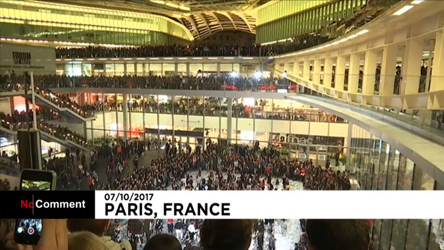 Paris'te "Nuit Blanche" dansçıları