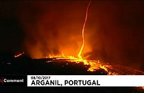 Incendi in Portogallo, il vento innesca una spirale di fuoco