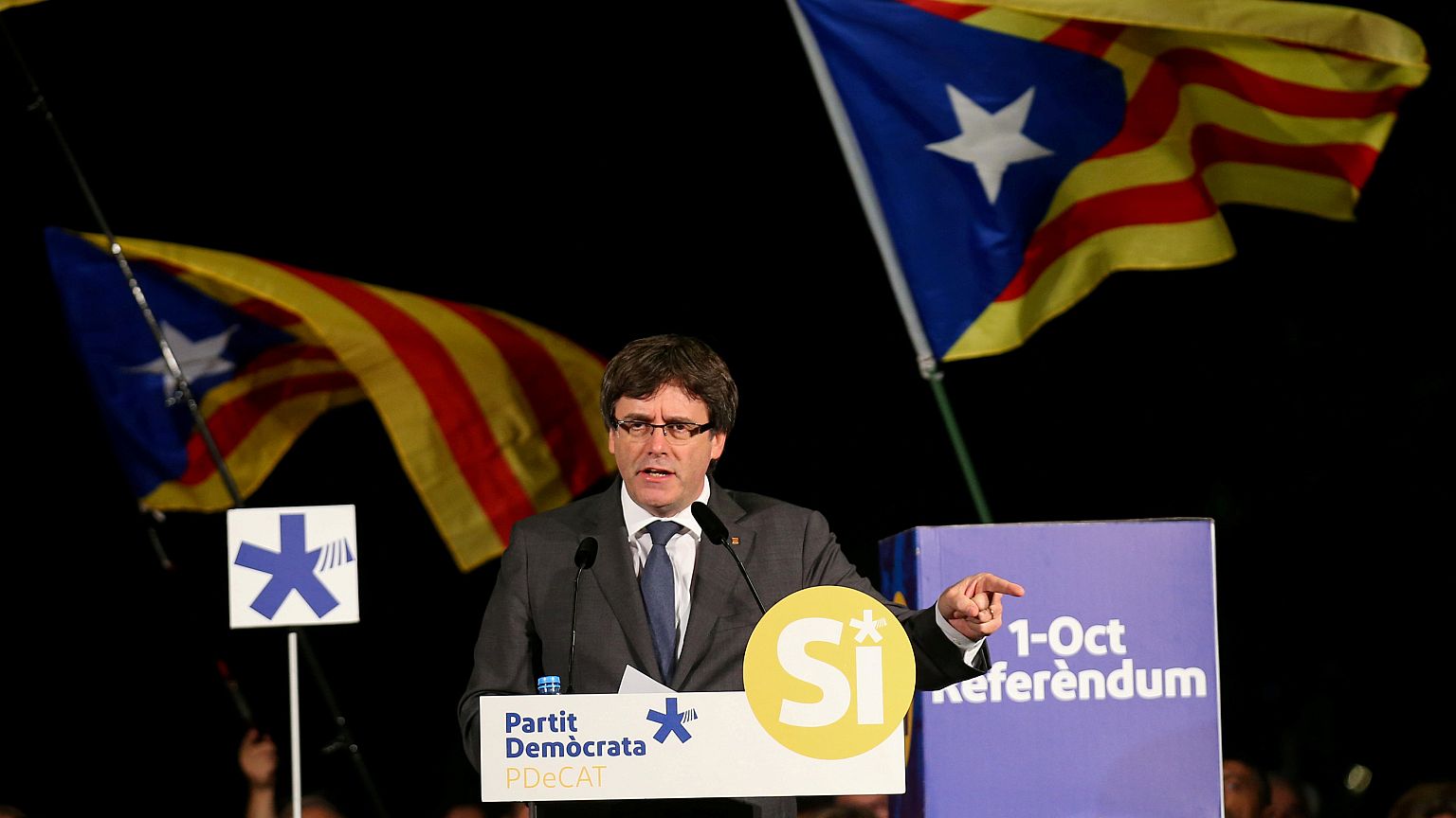 Chi è Carles Puigdemont, l'uomo del giorno e dell'indipendenza catalana