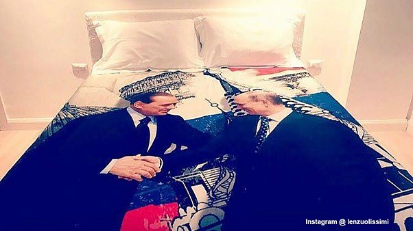 Berlusconi'den Putin'e doğum günü hediyesi Berlusconi'den Putin'e doğum günü hediyesi