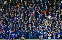 جشن وایکینگی ایسلندی‌ها پس از راهیابی به جام جهانی