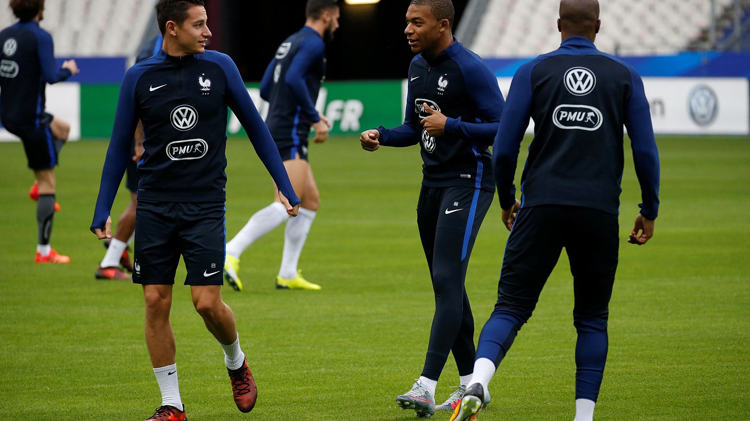 Mondial 2018 : les Bleus et la Nati touchent au but