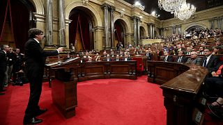 Crónica del 10 de octubre, día de la Independencia suspendida de Cataluña