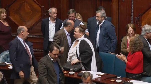 Ουρουγουάη: Η πρώτη τρανσέξουαλ γερουσιαστής! Ουρουγουάη: Η πρώτη τρανσέξουαλ γερουσιαστής!