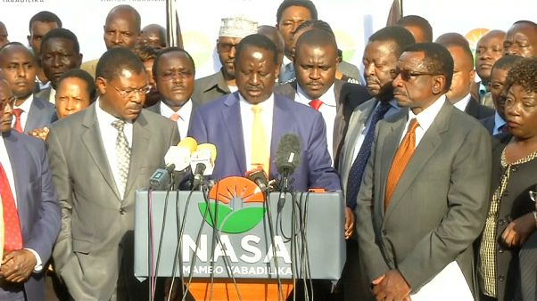 Kenya: Muhalefet lideri Odinga seçimden çekildi Kenya: Muhalefet lideri Odinga seçimden çekildi