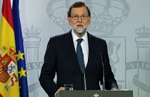 Rajoy arra kérte a katalán elnököt, tisztázza, kikiáltotta-e tegnap a függetlenséget