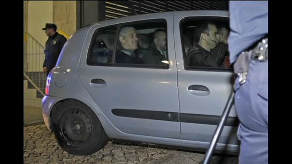 Fisco portoghese accusa ex premier Sócrates Fisco portoghese accusa ex premier Sócrates