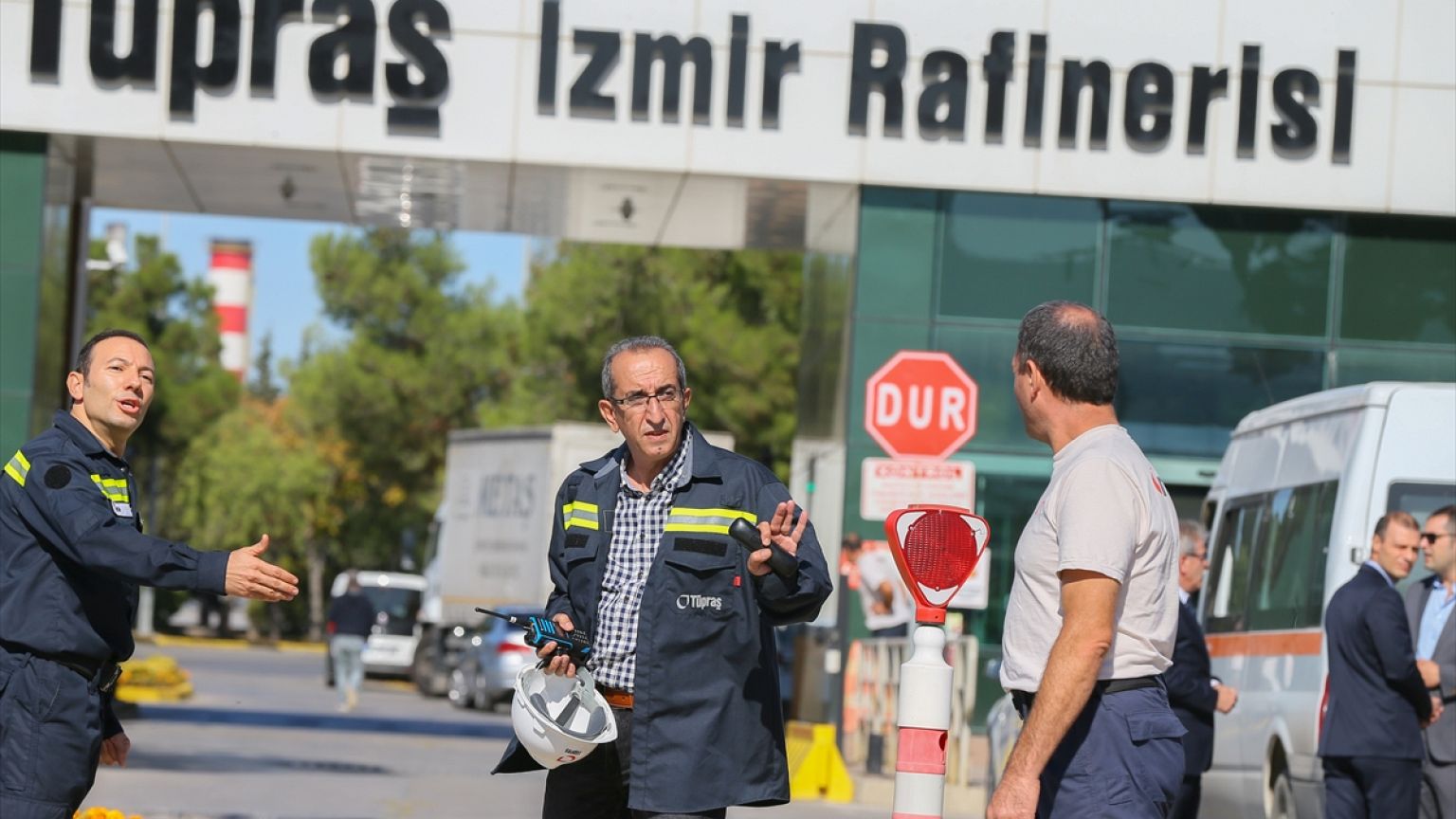 İzmir'deki Tüpraş patlamasında 7 gözaltı