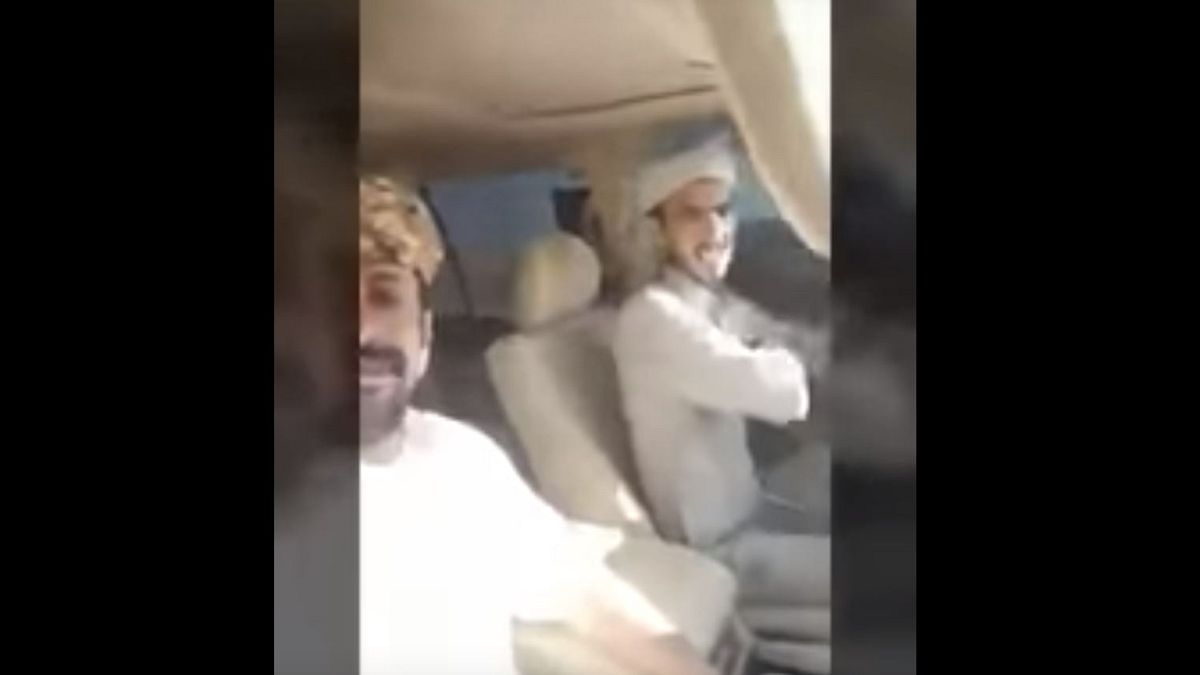 بالفيديو: سعودي يوثق وفاته في حادث سيارة