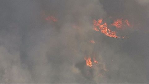 Californian wildfires continue to rage