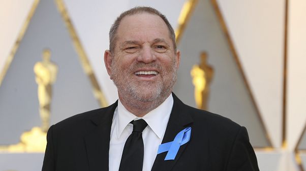 Weinstein sull'orlo di una crisi di nervi Weinstein sull'orlo di una crisi di nervi